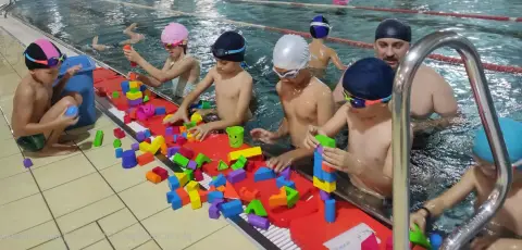 Zdjęcie 8: nauka pływania — Fundacja Maris